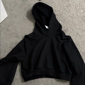 ALO Yoga Black Cropped Hoodie Sweater